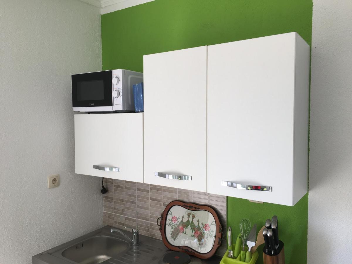 Апартаменты Studio Apartman Jojo Сень Экстерьер фото